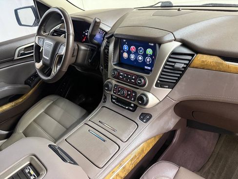 Used 2016 GMC Yukon Denali w/ Open Road Package AWD/4WD image 36