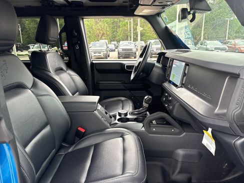 Certified 2025 Ford Bronco Badlands AWD/4WD image 29