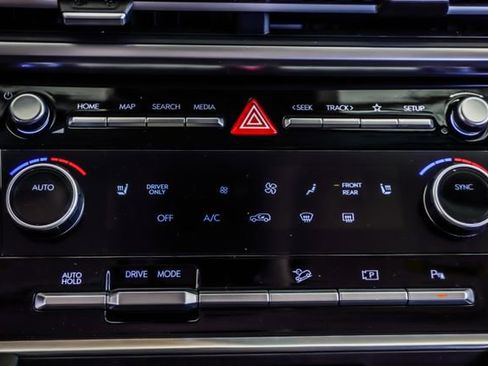 Certified 2025 Hyundai Santa Fe SEL FWD image 21