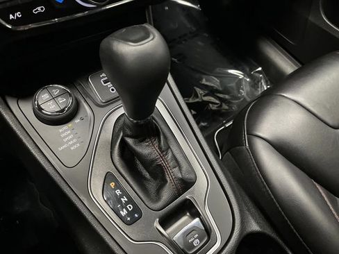 Used 2021 Jeep Cherokee Trailhawk w/ Trailer Tow Group image 20