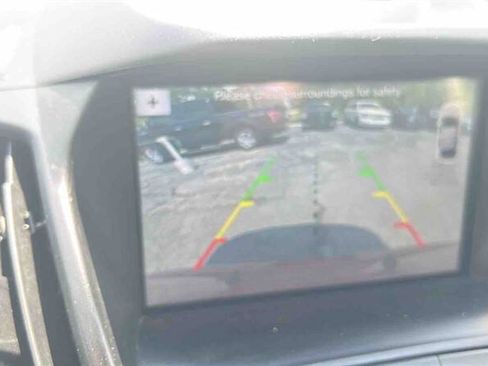 Used 2017 Ford Escape SE w/ Equipment Group 201A AWD/4WD image 19