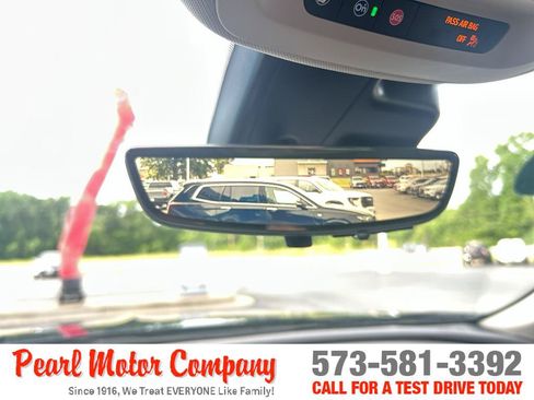 Certified 2023 Buick Envision Avenir AWD/4WD image 15