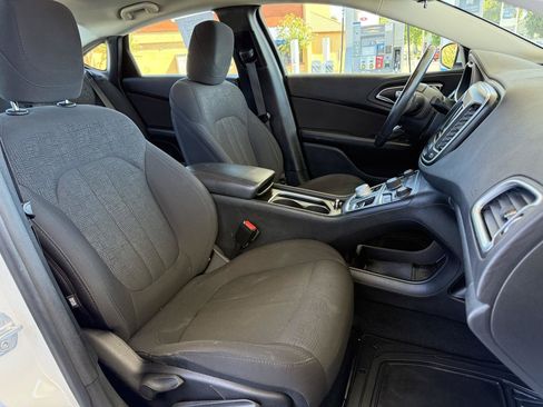 Used 2015 Chrysler 200 Limited w/ Convenience Group FWD image 15