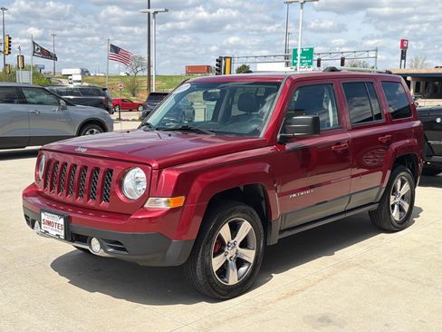 Used 2017 Jeep Patriot High Altitude image 4