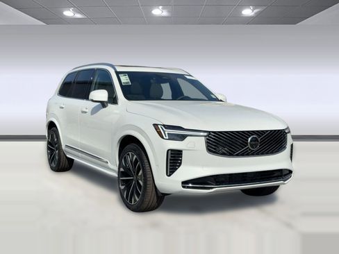 New 2026 Volvo XC90 B6 Ultra w/ Protection Package image 6
