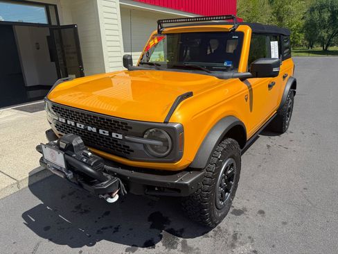 Used 2021 Ford Bronco Badlands AWD/4WD image 3