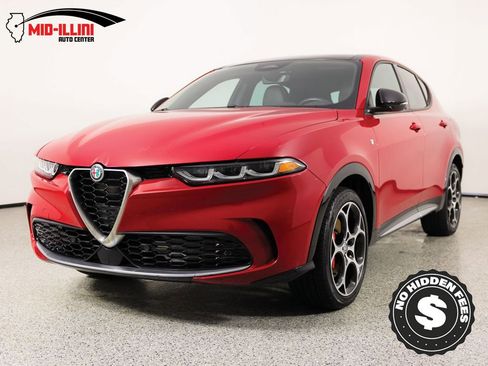 Used 2024 Alfa Romeo Tonale Ti w/ Premium Interior Package image 1