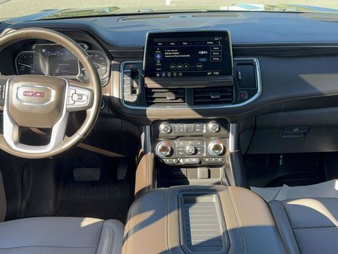 Used 2021 GMC Yukon SLT w/ SLT Luxury Plus Package image 44