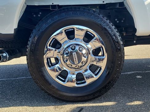 Used 2024 Ford F250 Lariat w/ Lariat Ultimate Package AWD/4WD image 6