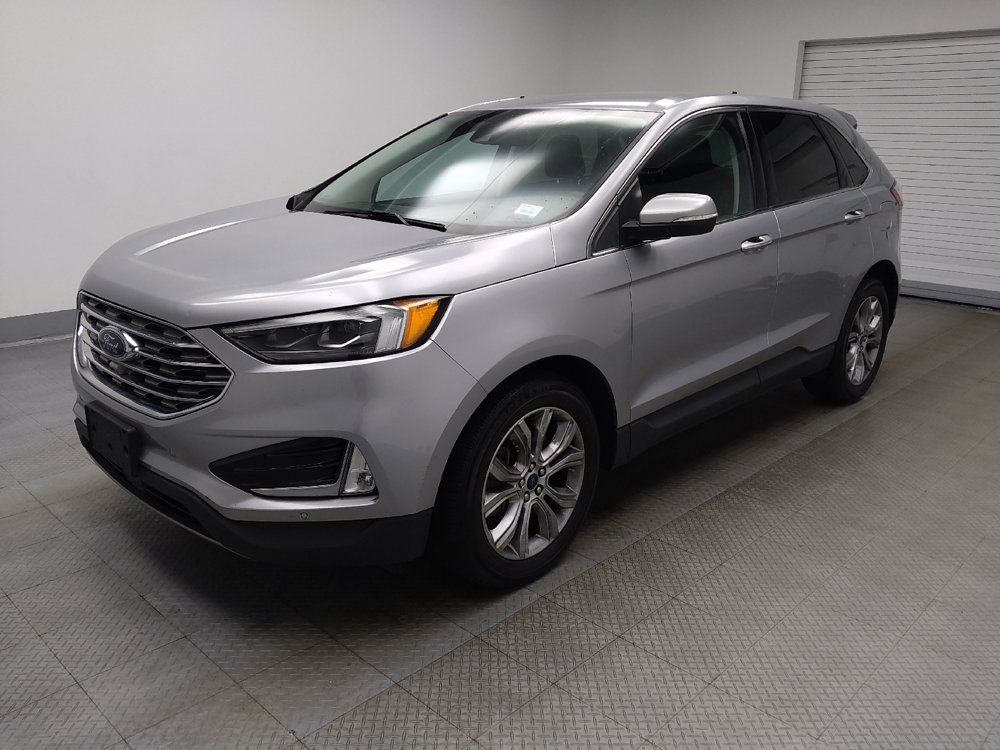 Used 2022 Ford Edge Titanium w/ Equipment Group 301A AWD/4WD image 2
