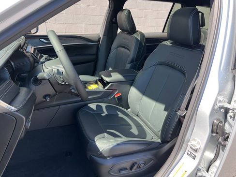 New 2025 Jeep Grand Cherokee L Overland w/ Trailer Tow Package image 22