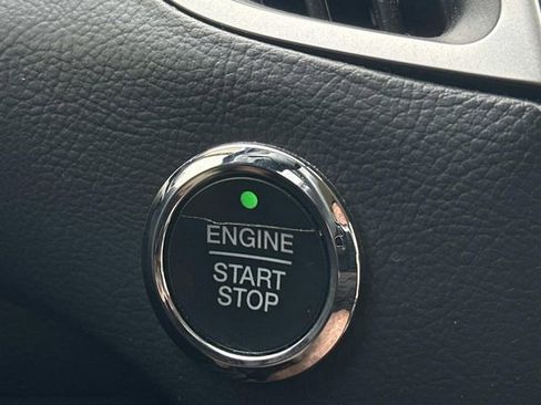 Used 2017 Ford Edge SEL w/ Equipment Group 201A image 28