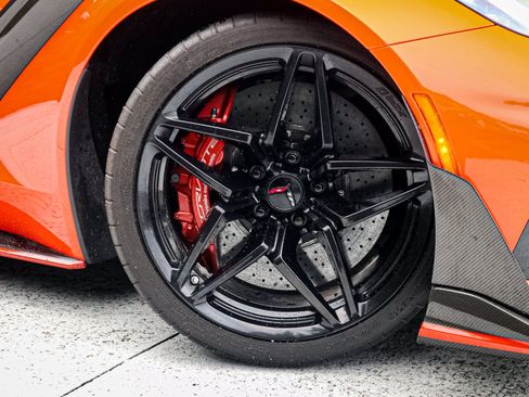 Used 2019 Chevrolet Corvette ZR1 RWD image 13
