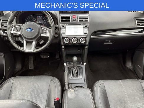 Used 2017 Subaru Forester 2.5i Touring AWD/4WD image 12