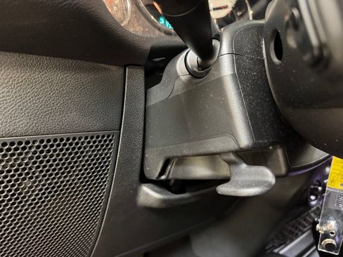 Used 2018 Jeep Wrangler Unlimited Sahara AWD/4WD image 24