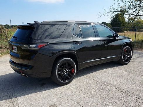 Used 2020 Chevrolet Traverse Premier w/ Redline Edition image 3