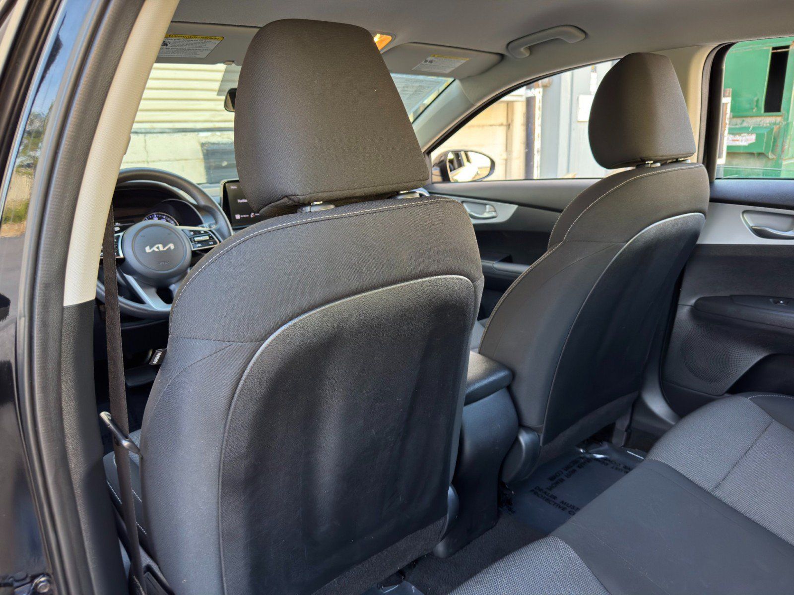 Used 2024 Kia Forte LXS FWD image 27