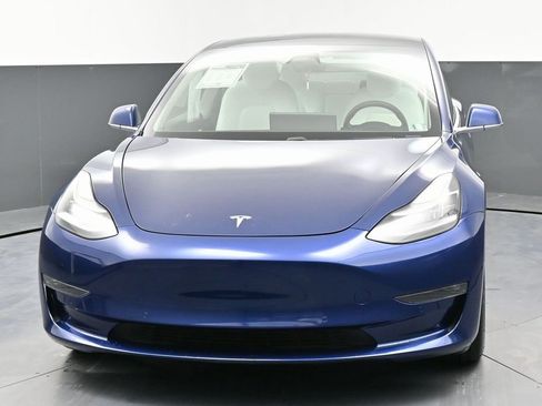 Used 2020 Tesla Model 3 Long Range image 4