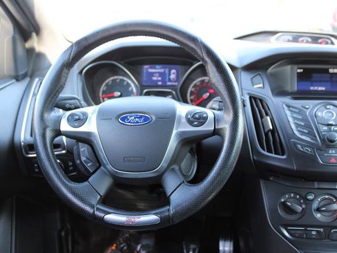 Used 2014 Ford Focus ST image 14