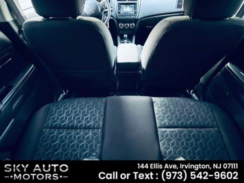 Used 2024 Mitsubishi Outlander Sport AWD image 9
