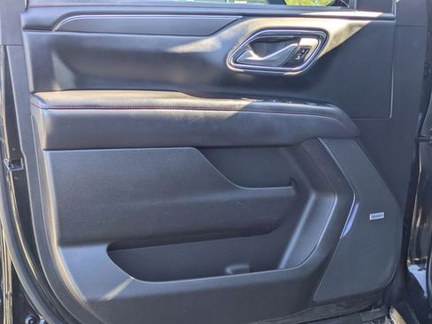 Used 2023 Chevrolet Tahoe RST image 12