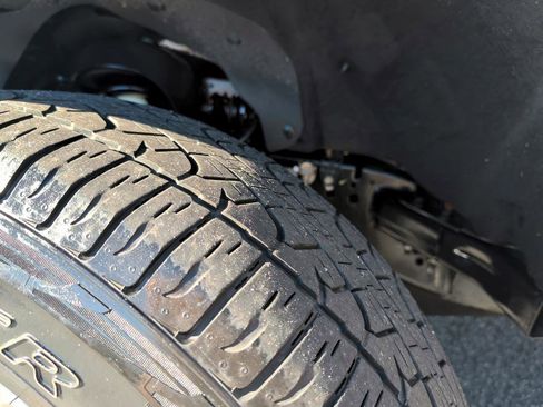 Used 2021 Ford F150 XLT w/ Equipment Group 302A High image 29