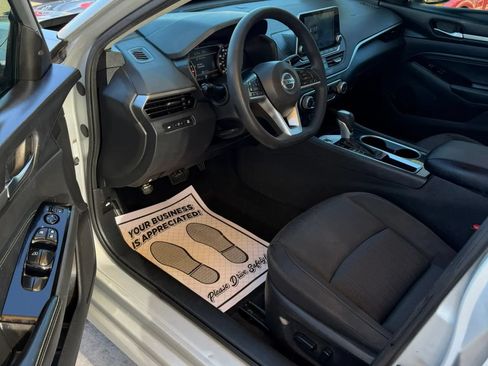 Used 2021 Nissan Altima 2.5 SV FWD image 8
