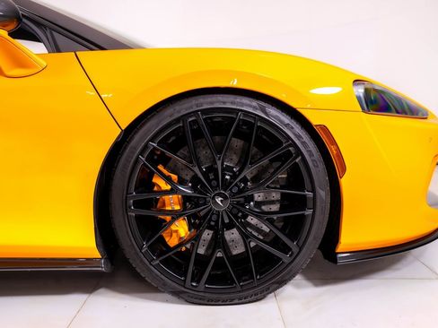 Used 2023 McLaren GT image 15
