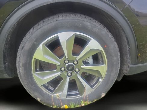 Used 2024 Ford Escape Platinum AWD/4WD image 19