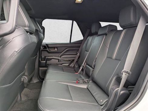 Certified 2025 Toyota 4Runner Limited AWD/4WD image 19