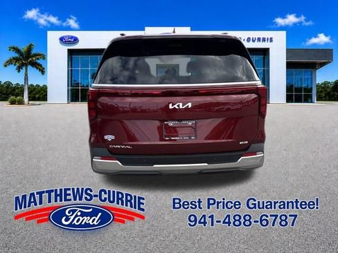 Used 2025 Kia Carnival SX FWD image 5