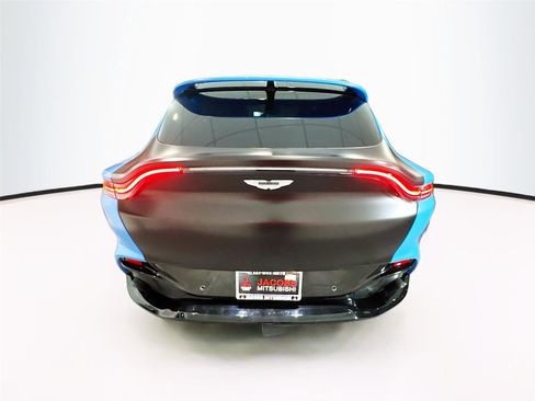 Used 2021 Aston Martin DBX AWD image 26