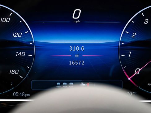 Used 2025 Mercedes-Benz E 350 Sedan image 24