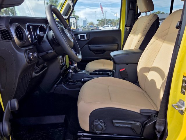 Certified 2022 Jeep Wrangler Unlimited Sport AWD/4WD image 13