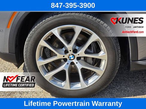 Used 2024 BMW X5 xDrive40i w/ Premium Package image 12