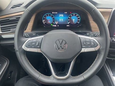 Certified 2026 Volkswagen Atlas SE image 15