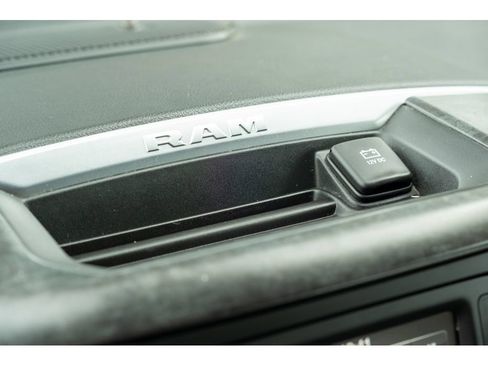 Used 2024 RAM 1500 Big Horn AWD/4WD image 29