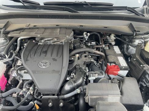 Used 2025 Toyota Grand Highlander FWD image 34