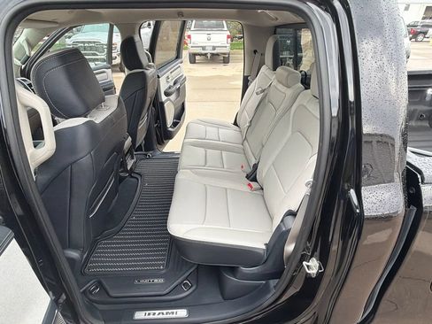 Used 2024 RAM 1500 Limited AWD/4WD image 20