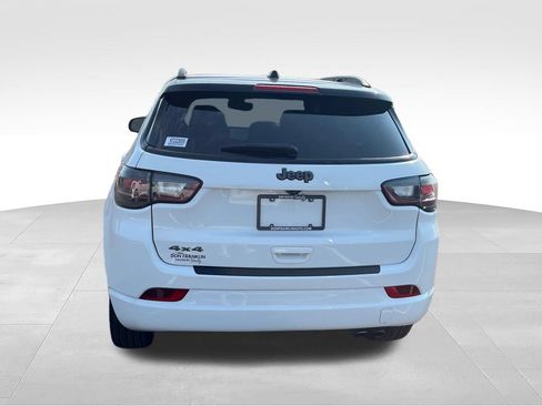 Used 2022 Jeep Compass High Altitude AWD/4WD image 4