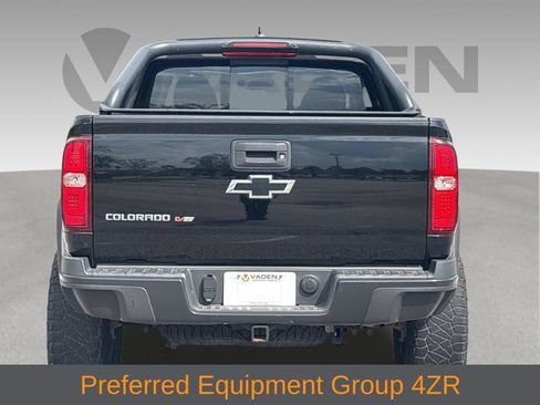 Used 2018 Chevrolet Colorado ZR2 w/ ZR2 Midnight Special Edition AWD/4WD image 8