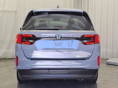 Used 2025 Honda Odyssey Elite image 23
