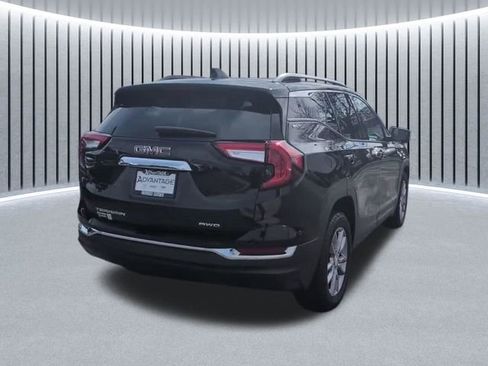 Used 2024 GMC Terrain SLT AWD/4WD image 5