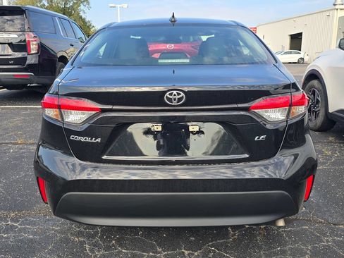 Used 2025 Toyota Corolla LE FWD image 7