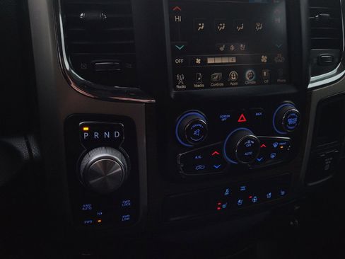 Used 2017 RAM 1500 Laramie image 21