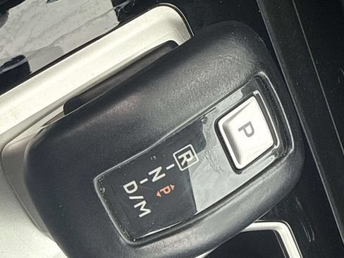 Used 2025 Mitsubishi Outlander SE FWD image 20