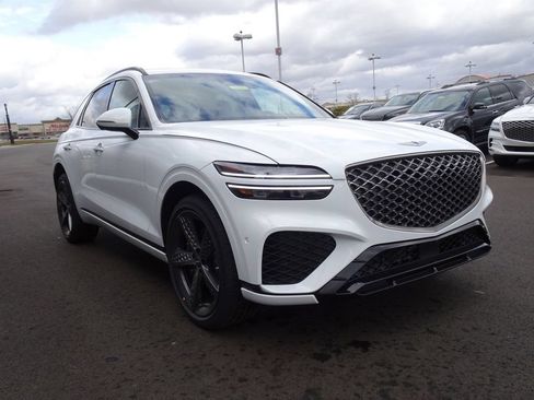 New 2025 Genesis GV70 3.5T Sport w/ Sport Advanced Package AWD/4WD image 7