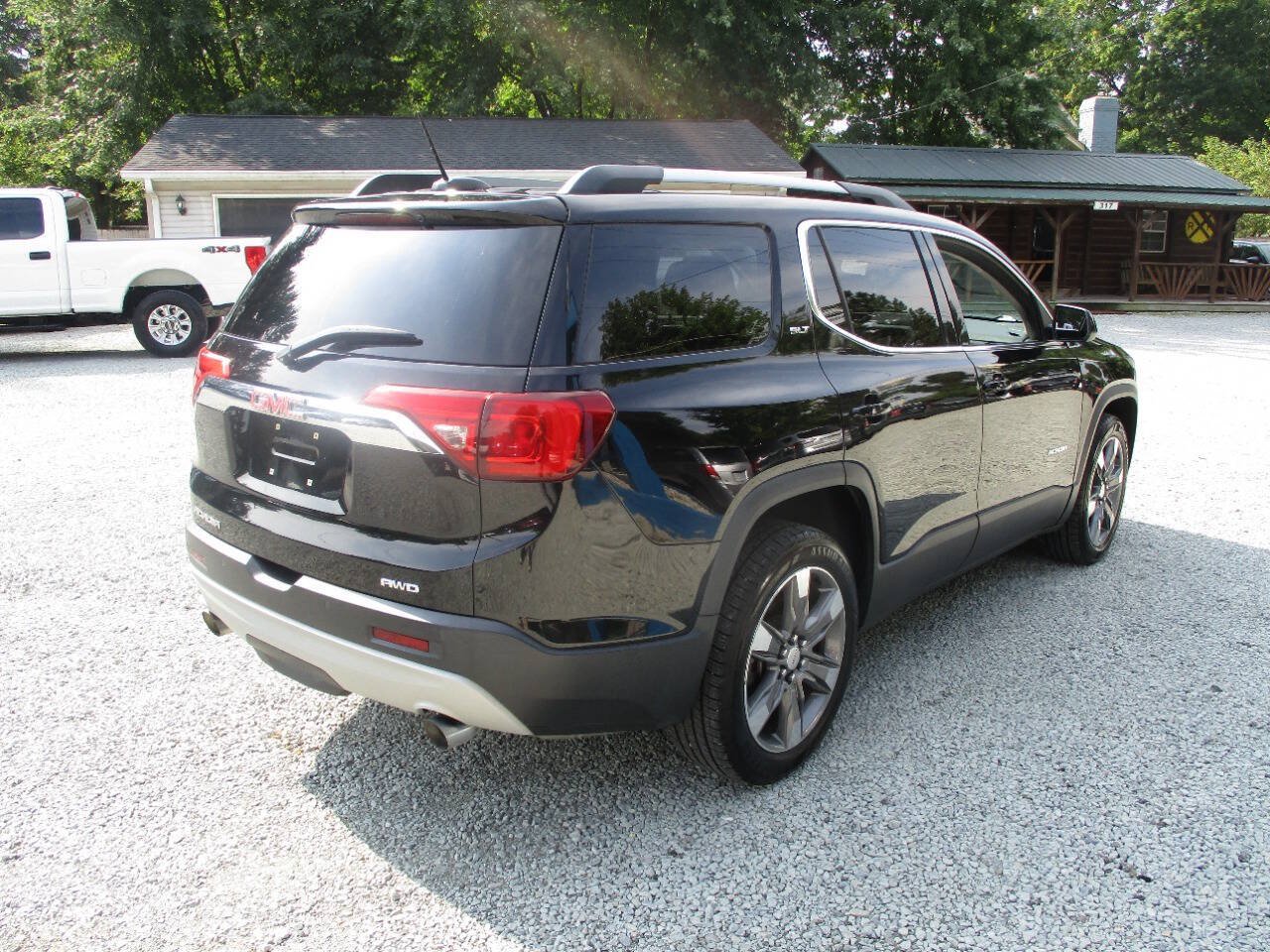 Used 2018 GMC Acadia SLT AWD/4WD image 7