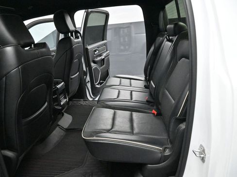 Used 2022 RAM 1500 Laramie w/ Sport Appearance Package AWD/4WD image 29