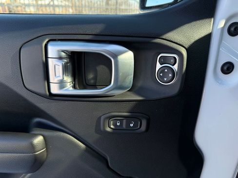 Used 2021 Jeep Wrangler Unlimited Sport image 21